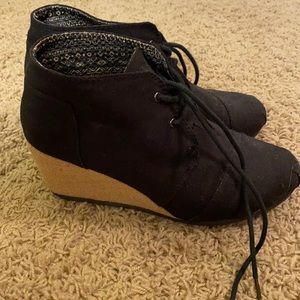 BOB Wedge Heels! Only worn a couple of times. FREE WITH PURCHASE OF TWO ITEMS!